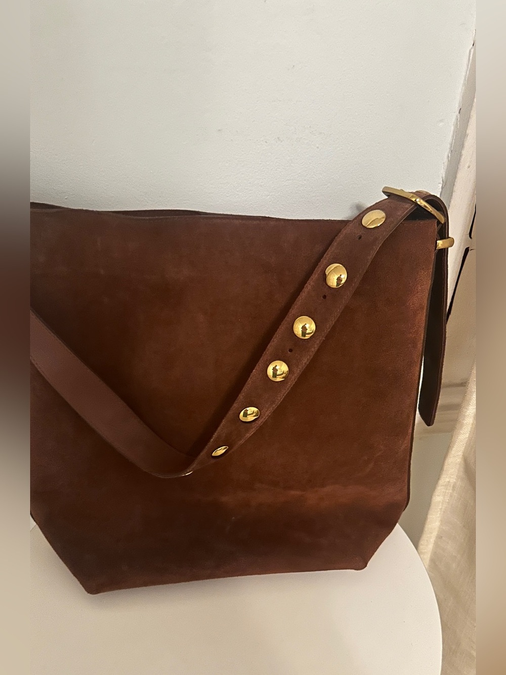 Madewell Essential Bucket Tote Studded Suede Soft Mahogany
Brown